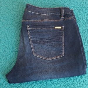 WHBM 10L boot leg jeans